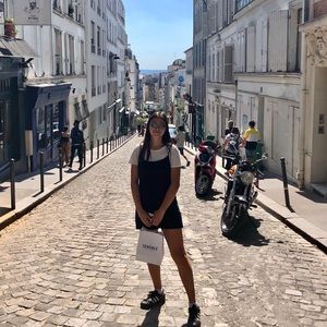 Meet your Posher, Emma